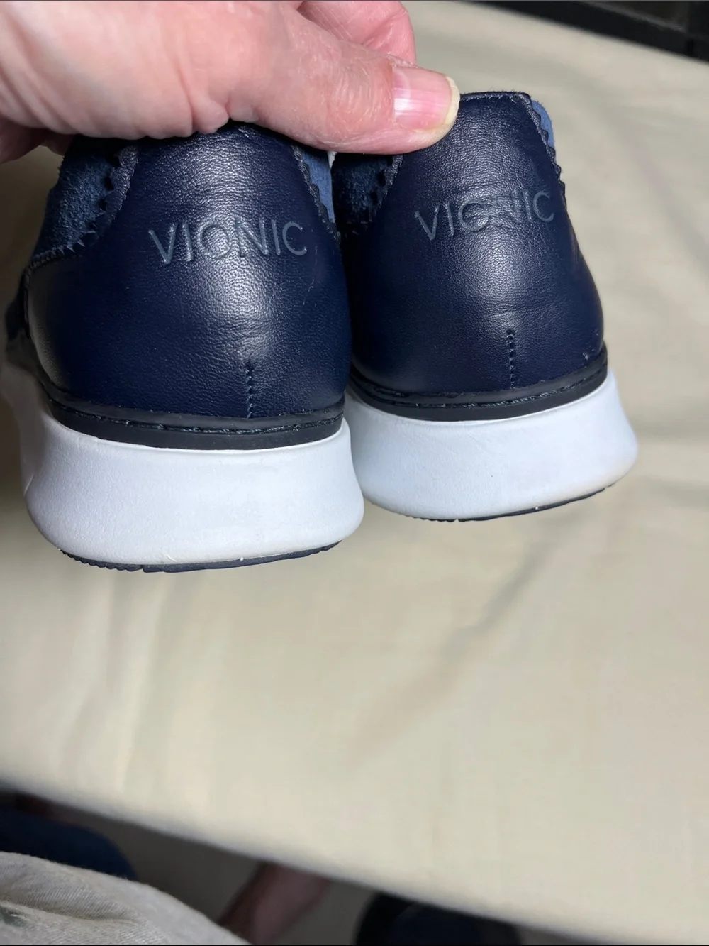 Vionic 355 Taylor Orthopedic Navy Suede Sneakers with White Laces